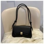 Women Fashionable Messenger Bag Black Color - Image 3