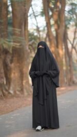 Elegant Muslima Borkha Set – Full Set, এলিগেন্ট মুসলিমা বোরকা সেট। MNK SHOP - Image 2