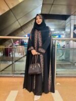Classic Dubai Luxury Abaya, ক্লাসিক দুবাই লাক্সারি আবায়া। MNK SHOP - Image 3