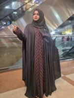 Classic Dubai Luxury Abaya, ক্লাসিক দুবাই লাক্সারি আবায়া। MNK SHOP - Image 4
